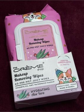The Crème Shop Hydrating Aloe Vera Makeup Removing Wipes - Pink (60 Count)